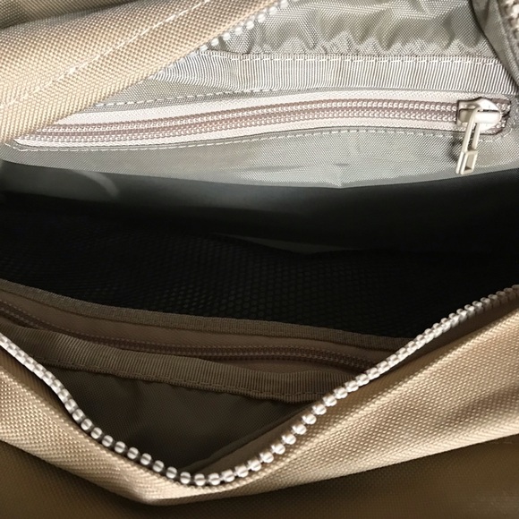 CRAFTED GOODS CHIQUITA SLING BAG - Picture 4 of 9